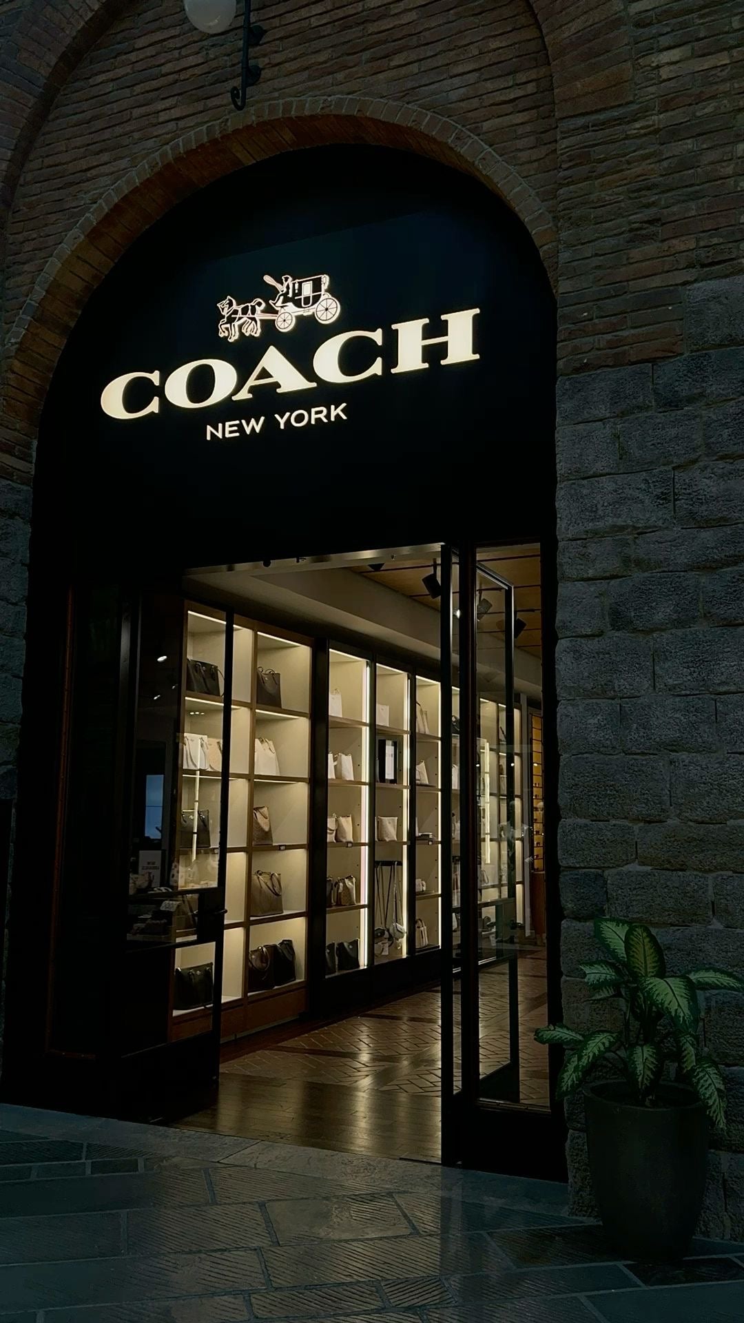Coach